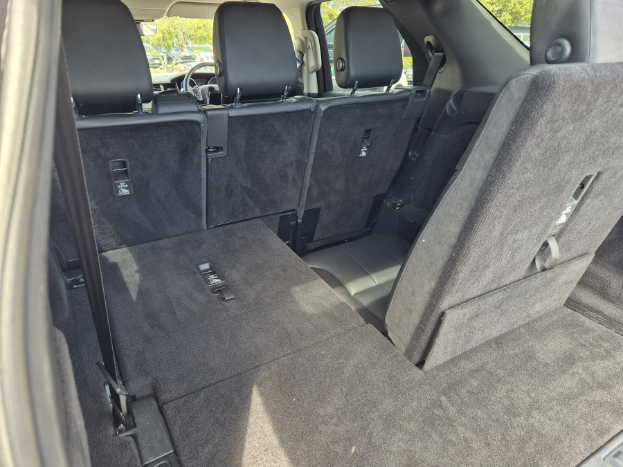 2017 Land Rover Discovery Series 5 SE SUV Image 19