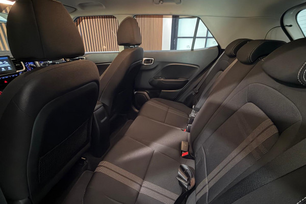 2020 Hyundai Venue QX Active SUV Image 21