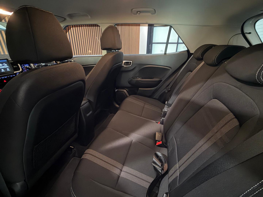 2020 Hyundai Venue QX Active SUV Image 21