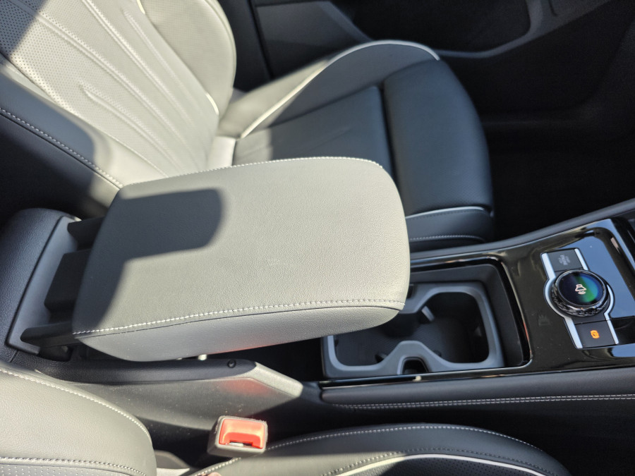 2026 Volkswagen Tiguan CT 150TSI eHybrid Elegance SUV Image 24