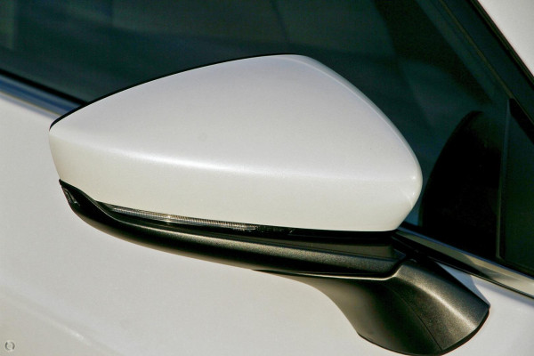 2025 Mazda 3 BP Series G20 Pure Hatch Image 11