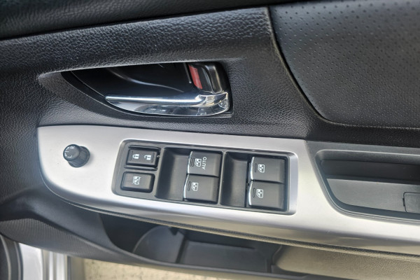 2017 Subaru XV G4-X 2.0i-S SUV Image 13
