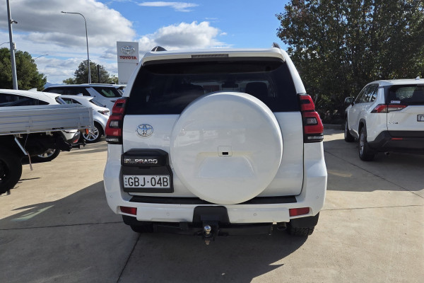 2019 Toyota LandCruiser Prado GDJ150R GXL SUV Image 6