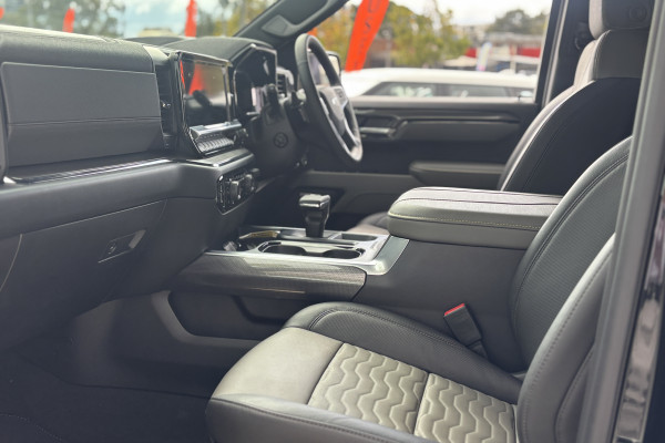 2025 Chevrolet Silverado T1 1500 ZR2 W/Tech Pack Ute Image 9