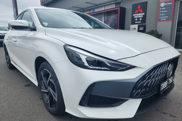 2024 MG MG5 AP32 Essence Sedan