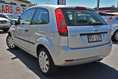 2005 Ford Fiesta WP LX Hatchback Image 3