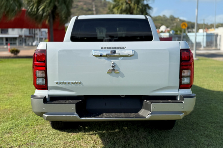 2024 Mitsubishi Triton MV GLS Ute Image 7