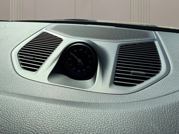 2024 Porsche Cayenne SUV image 19