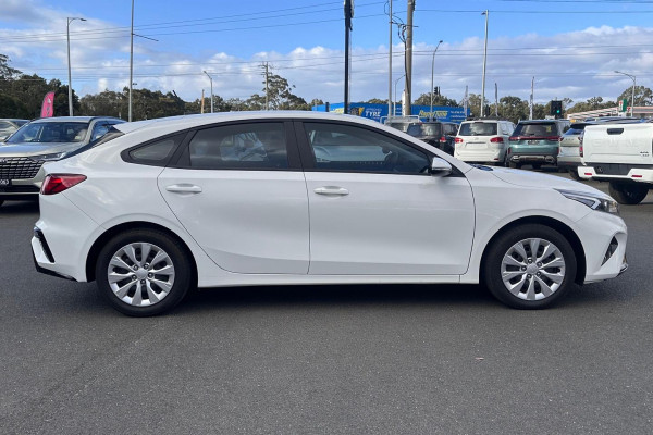 2024 Kia Cerato BD S Hatch Image 10