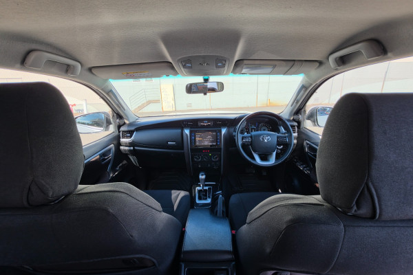 2017 Toyota Fortuner GUN156R GXL SUV Image 12