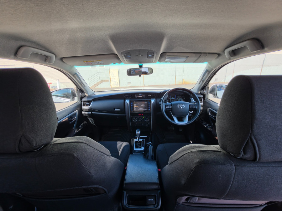 2017 Toyota Fortuner GUN156R GXL SUV Image 12