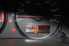 2013 Nissan Navara D40 S6 Turbo ST Utility crew cab