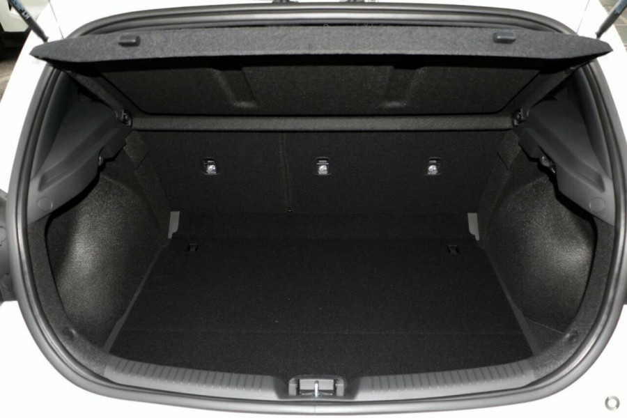 2024 MY25 Hyundai i30 PDe.V6  N Line Premium Hatch Image 10