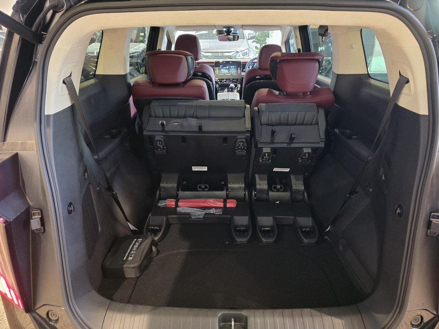 2026 GAC M8 PHEV  Premium People Mover Image 31