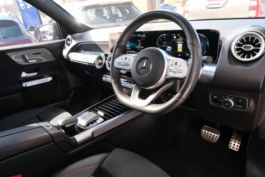 2020 Mercedes-Benz GLB-Class X247 GLB200 SUV Image 7