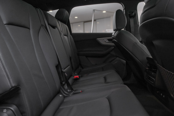 2026 MY25 Audi Q7 4M TFSI 185kW SUV image 9