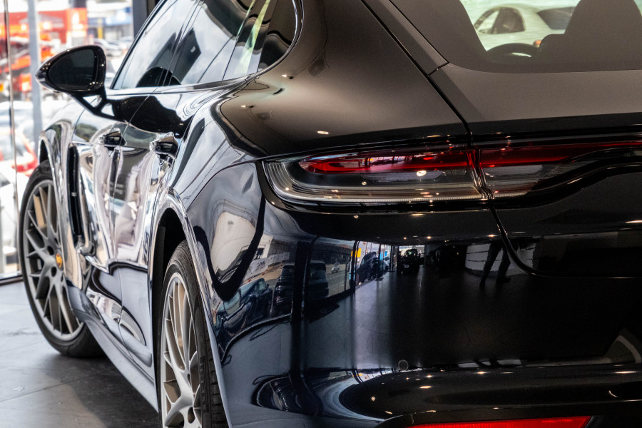 2021 MY22 Porsche Panamera 971 Sedan