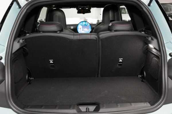 2026 MINI Cooper F66 JCW Favoured Hatch image 23