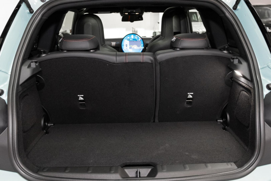 2026 MINI Cooper F66 JCW Favoured Hatch