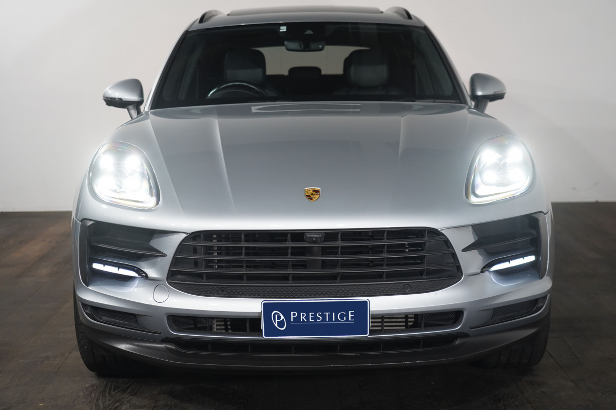 2019 Porsche Macan SUV Image 3