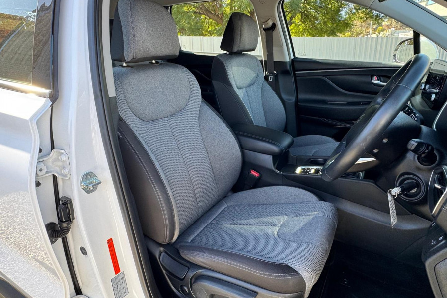 2021 Hyundai Santa Fe TM.V3  SUV Image 22