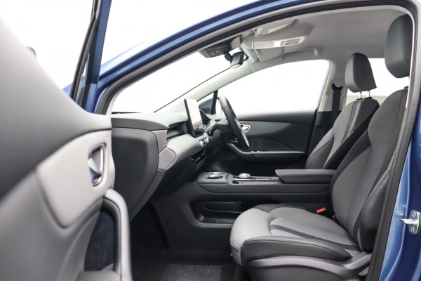 2026 MG MG4 AH4E Essence 64 Hatch Image 19