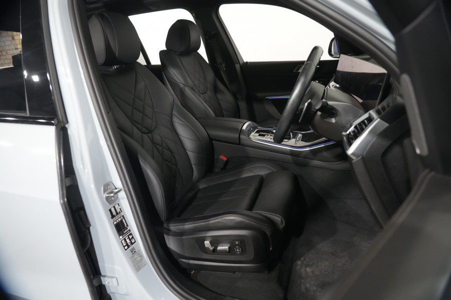 2023 BMW X5 xDrive30d M Sport SUV Image 29