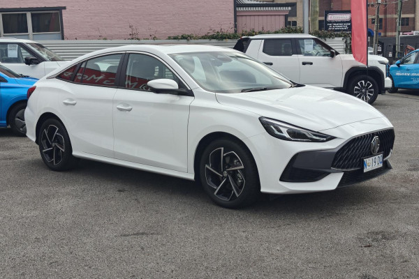 2025 MG MG5 AP32 Essence Sedan
