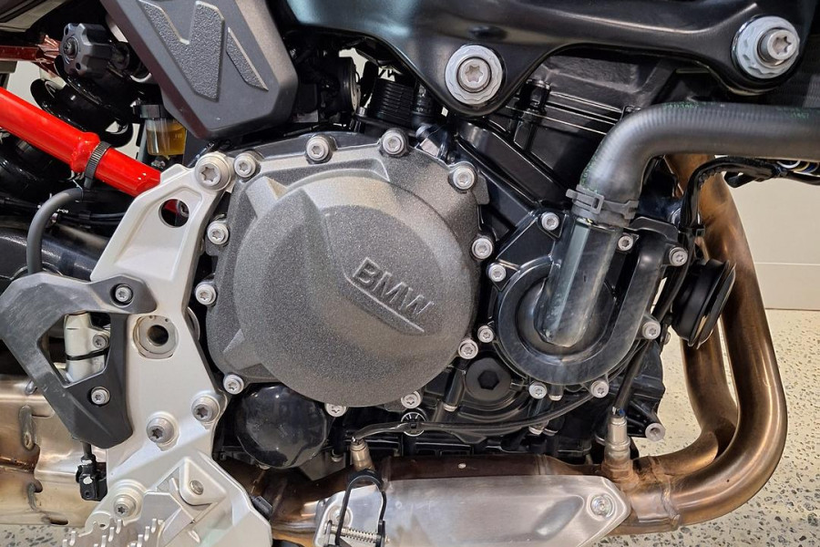 2025 BMW F 900 GS F 900