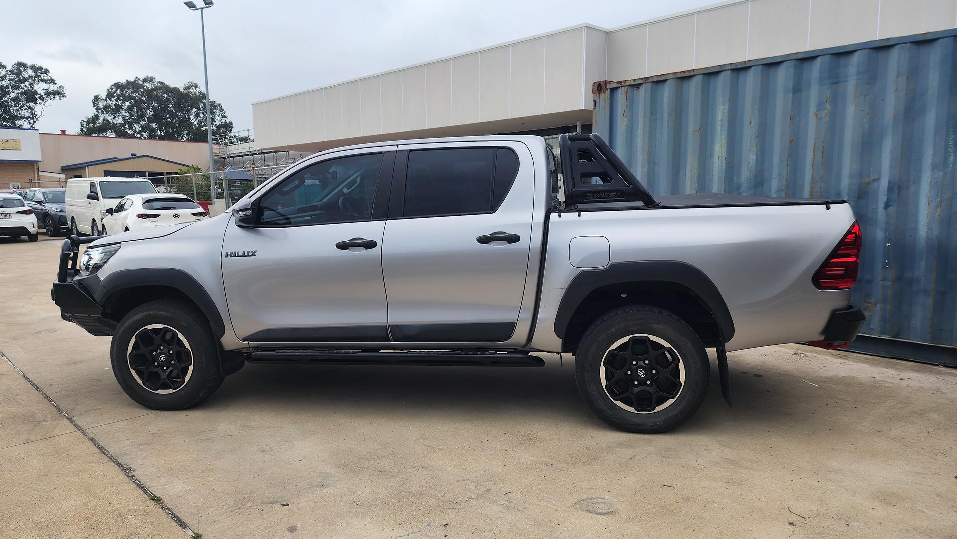 2019 Toyota HiLux  Rugged Dual Cab Ute Image 6