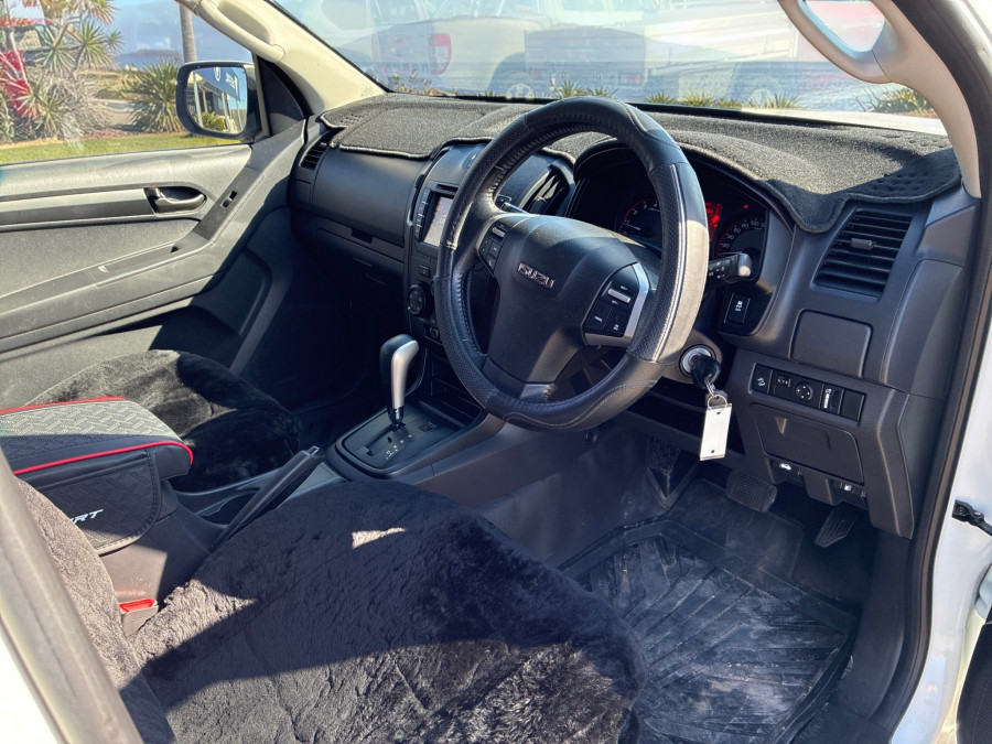 2018 Isuzu D-MAX TF SX High Ride Ute Image 3