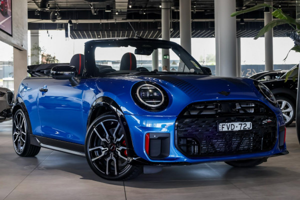 MINI Cooper JCW Favoured F67