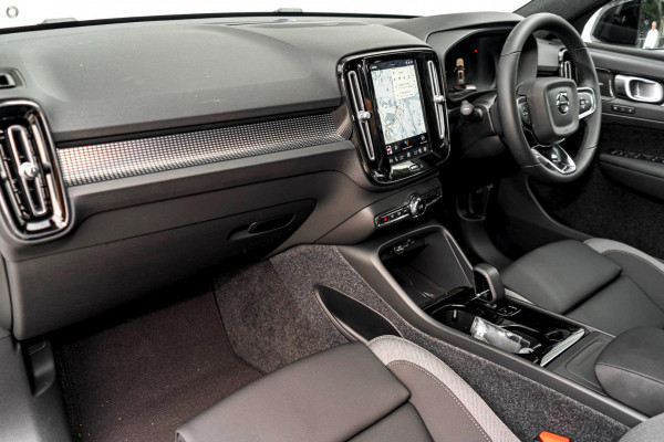2026 MY27 Volvo EX40  Ultra Twin Motor Performance SUV Image 6