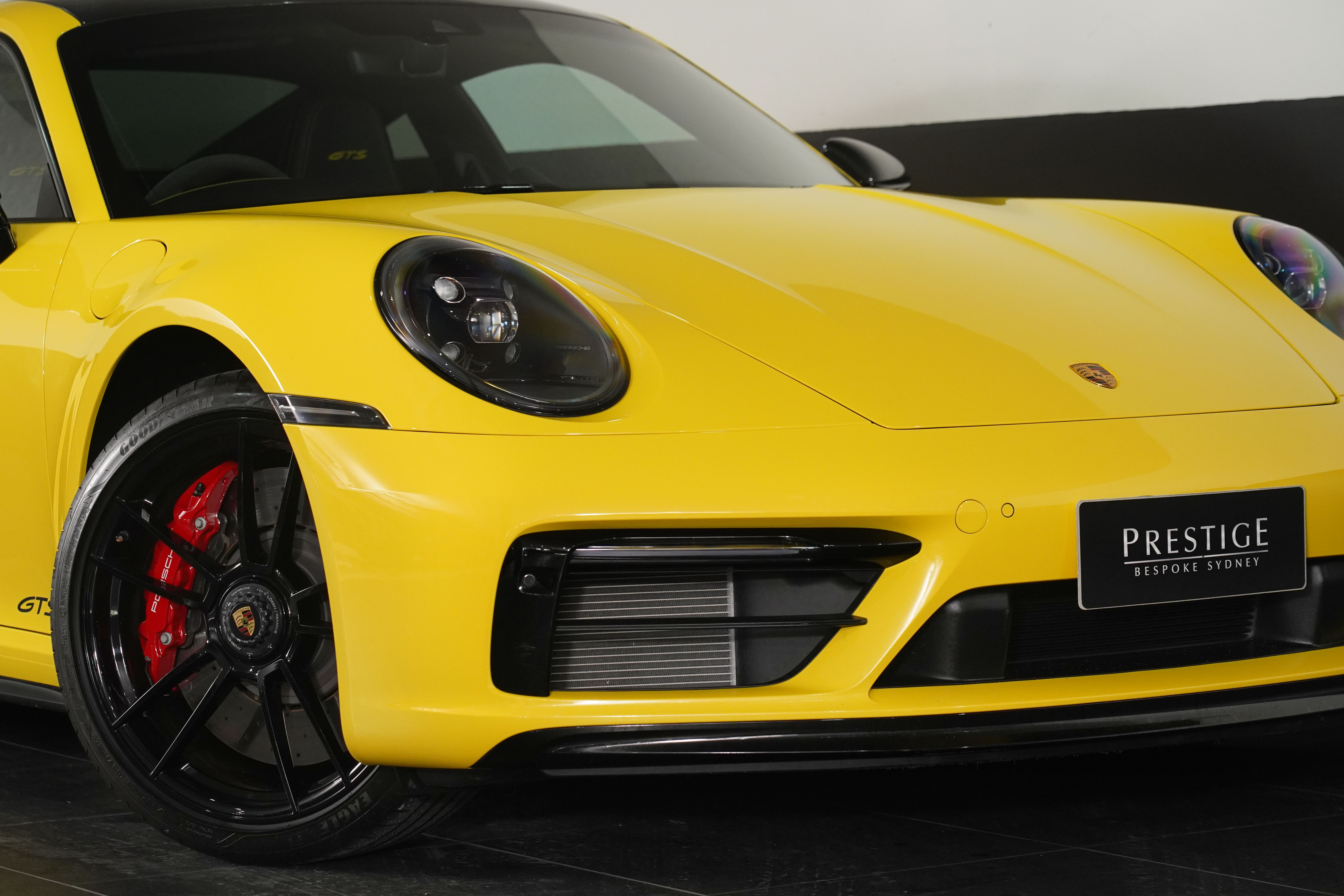 2022 Porsche 911 Carrera GTS Coupe Image 15