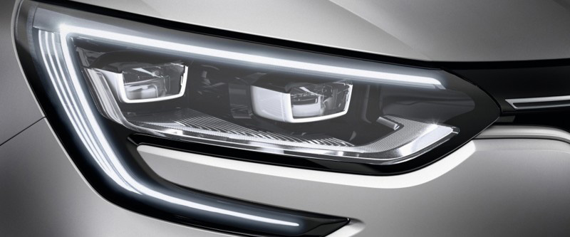 Megane Wagon LED lights with 3D Edge effect