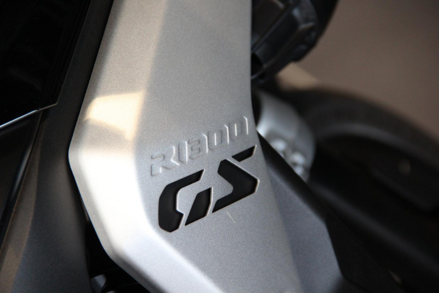 2025 BMW R 1300 GS Triple Black R 1300