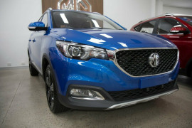MG ZS Essence AZS1
