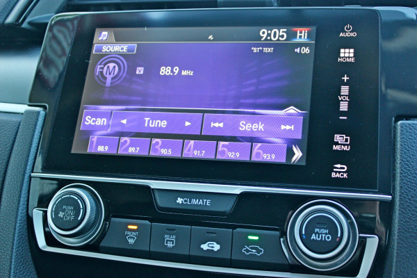 2017 MY16 Honda Civic 10th Gen VTi-S Sedan Image 12