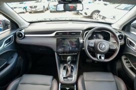 2024 MG ZST S13 Essence SUV