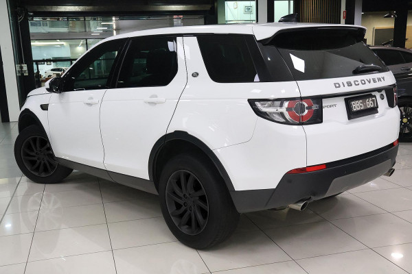 2019 Land Rover Discovery Sport L550 TD4 SE SUV image 2