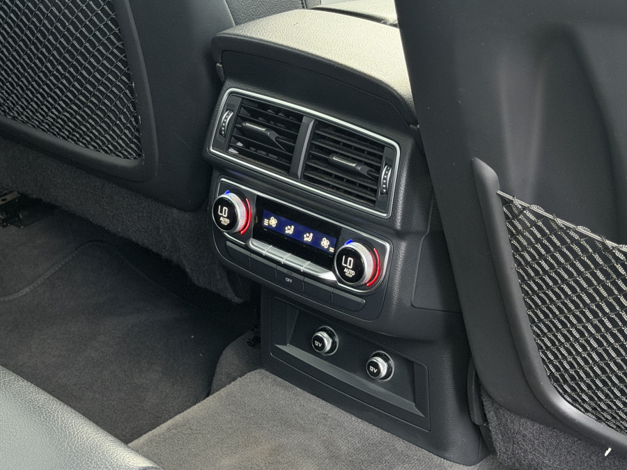 2018 MY19 Audi Q7 4M 45 TDI SUV Image 16