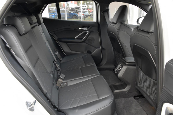 2024 BMW iX2 U10 eDrive20 M Sport SUV image 5