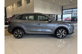 2025 MG ZS ZS32 Essence Hybrid+ SUV