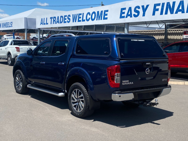 2015 Nissan Navara D23 ST-X ST-X Utility - dual cab Image 5