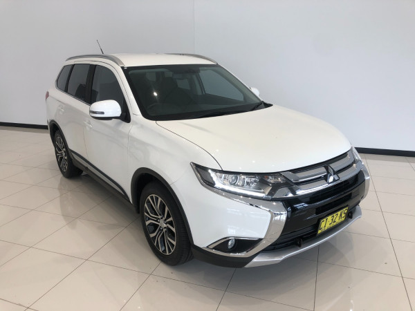 2016 Mitsubishi Outlander ZK Turbo XLS Awd 7 seats