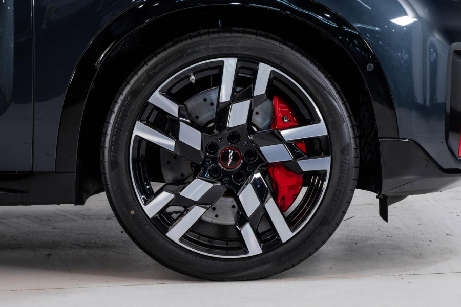 2026 MY25 MINI Countryman U25 JCW Favoured SUV