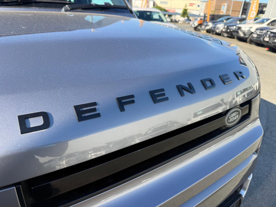 2020 Land Rover Defender L663 110 D240 SE SUV Image 23