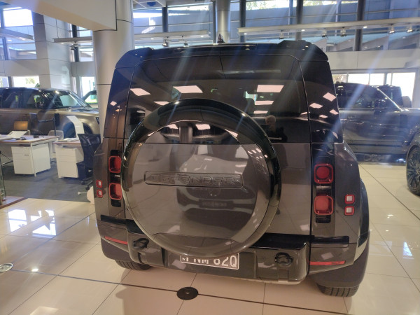2024 MY25 Land Rover Defender L663 110 D350 X SUV image 3