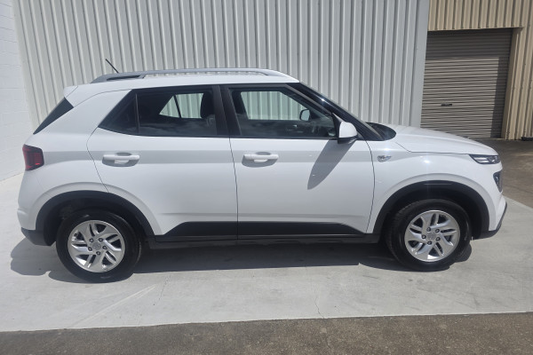 2025 Hyundai Venue QX.V5  SUV Image 8