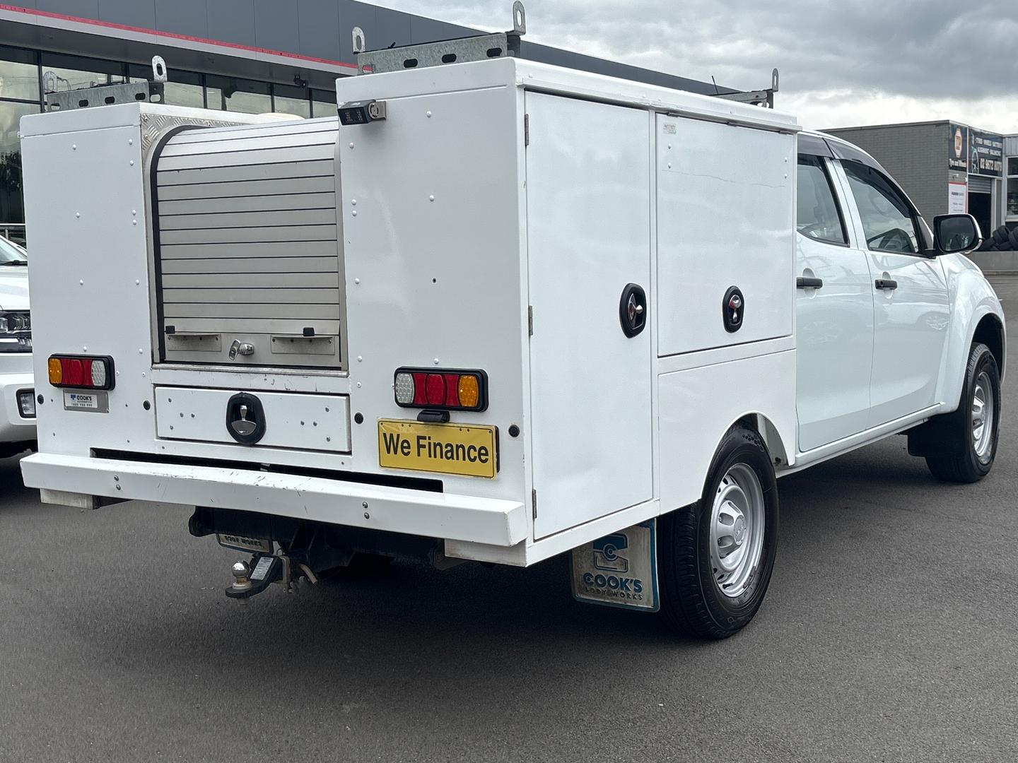2018 Isuzu D-MAX  SX High Ride Ute Image 4